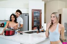 Праздничные оргазмы любят все