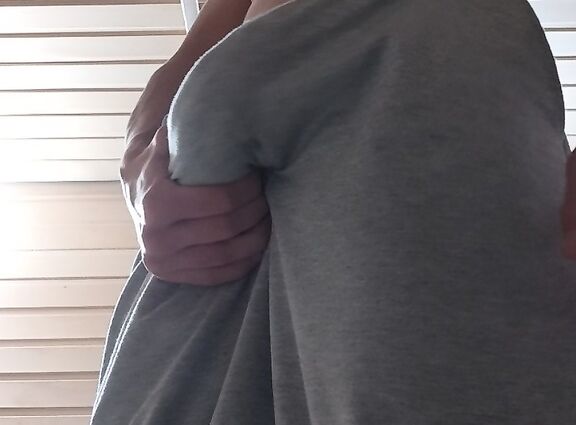 немного стесняюсь)