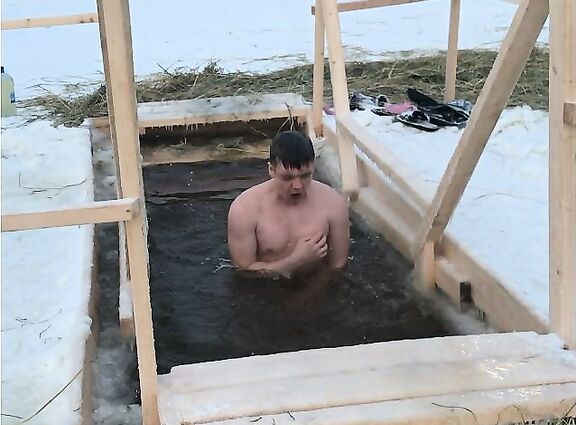 Это я в прорубе